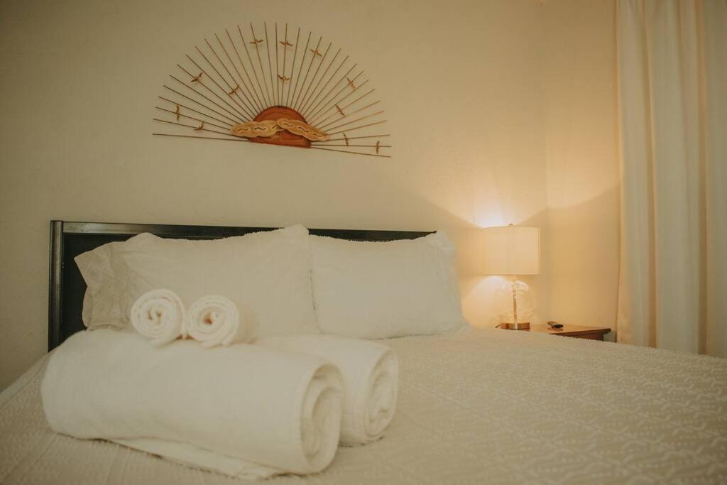 Casa Charleston-3Br-2Bath-Hot Tub-Pet Friendly-No Pet Fees! Villa Albuquerque Dış mekan fotoğraf