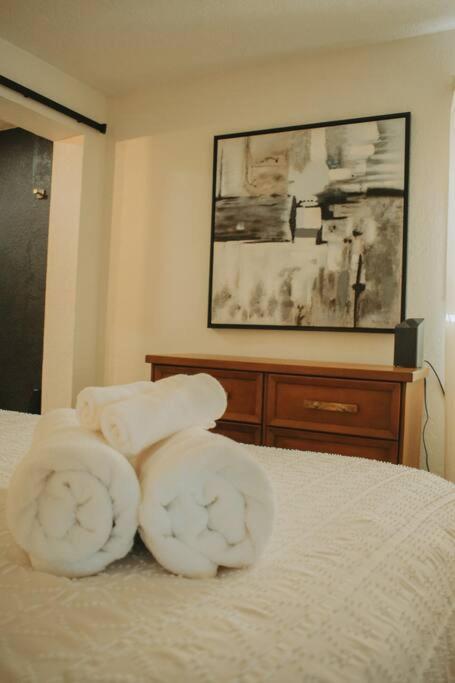 Casa Charleston-3Br-2Bath-Hot Tub-Pet Friendly-No Pet Fees! Villa Albuquerque Dış mekan fotoğraf