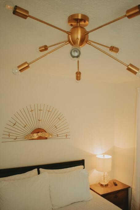 Casa Charleston-3Br-2Bath-Hot Tub-Pet Friendly-No Pet Fees! Villa Albuquerque Dış mekan fotoğraf