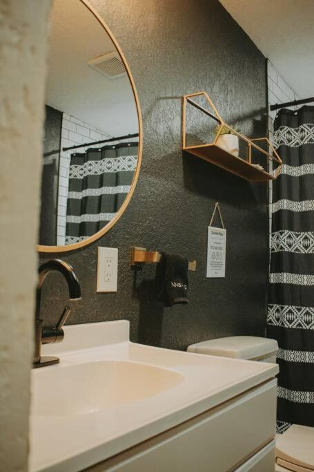 Casa Charleston-3Br-2Bath-Hot Tub-Pet Friendly-No Pet Fees! Villa Albuquerque Dış mekan fotoğraf