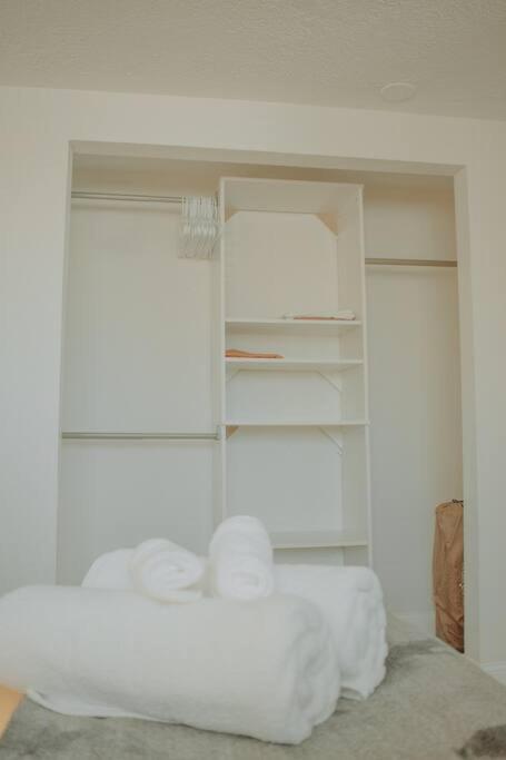 Casa Charleston-3Br-2Bath-Hot Tub-Pet Friendly-No Pet Fees! Villa Albuquerque Dış mekan fotoğraf