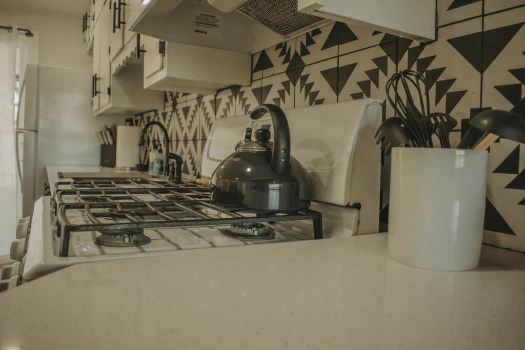 Casa Charleston-3Br-2Bath-Hot Tub-Pet Friendly-No Pet Fees! Villa Albuquerque Dış mekan fotoğraf